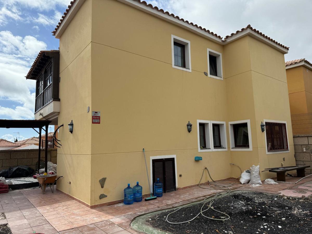 Home construction company: how the construction of a new home works